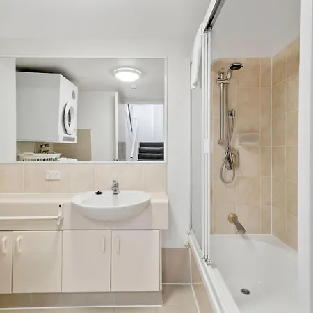 Markham Court-2