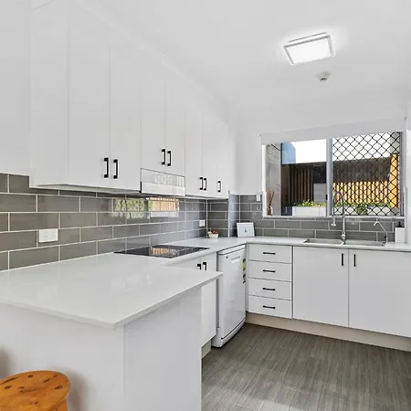 Markham Court-3